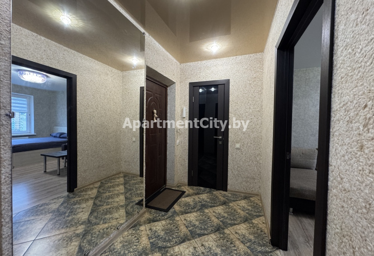 Квартира на сутки улица Фатина 4а